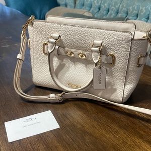 Authentic Cream/Gold Leather Coach Bag